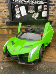 Kids Lamborghini Veneno 12v Ride on Electric Car with Remote, Leather Seats & Rubber Tyres