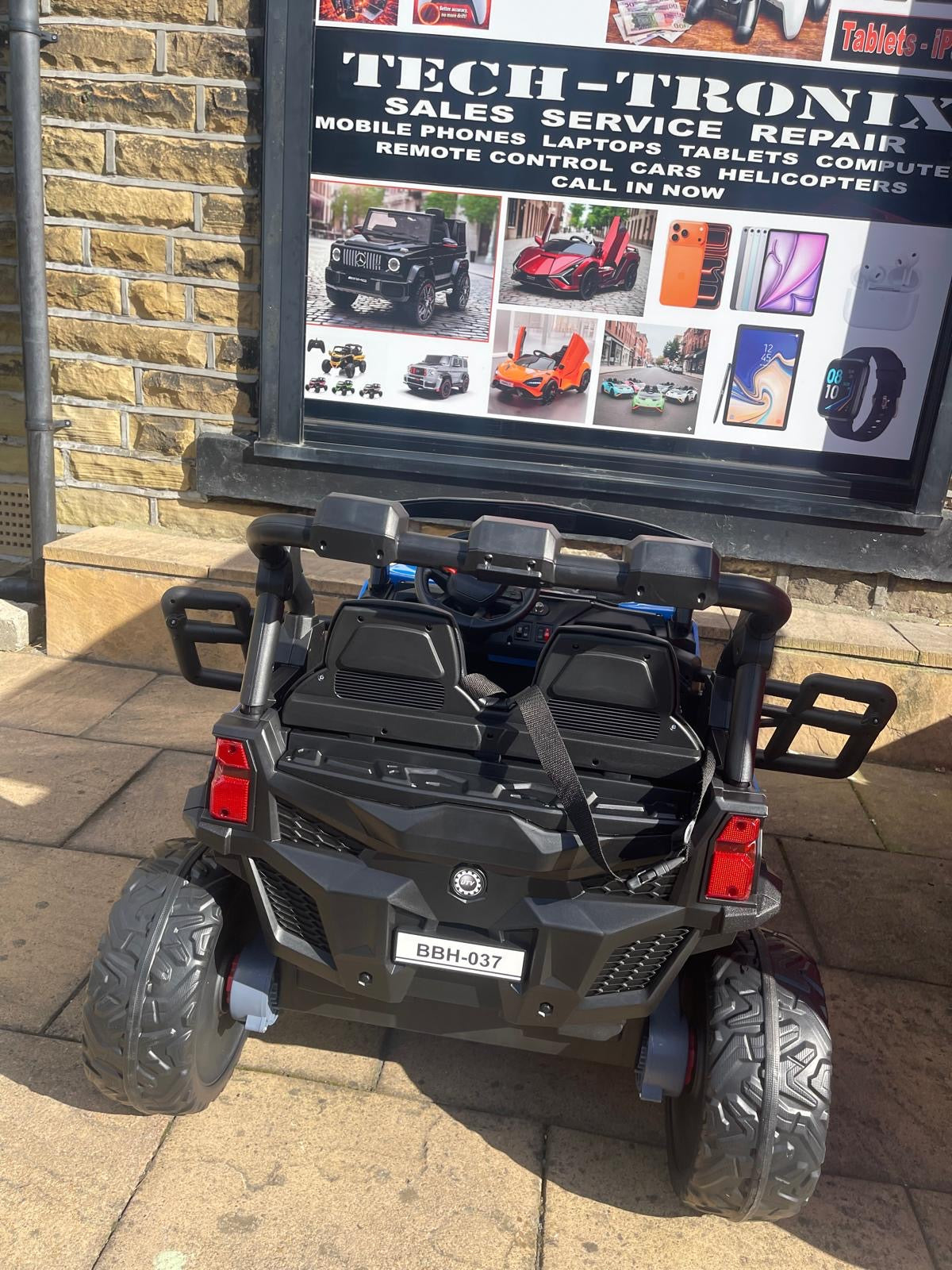 24v Kids 2 Seater Ride on UTV Buggy With Remote Leather Seats EVA Wheels 4 x Motors - Blue& Pink