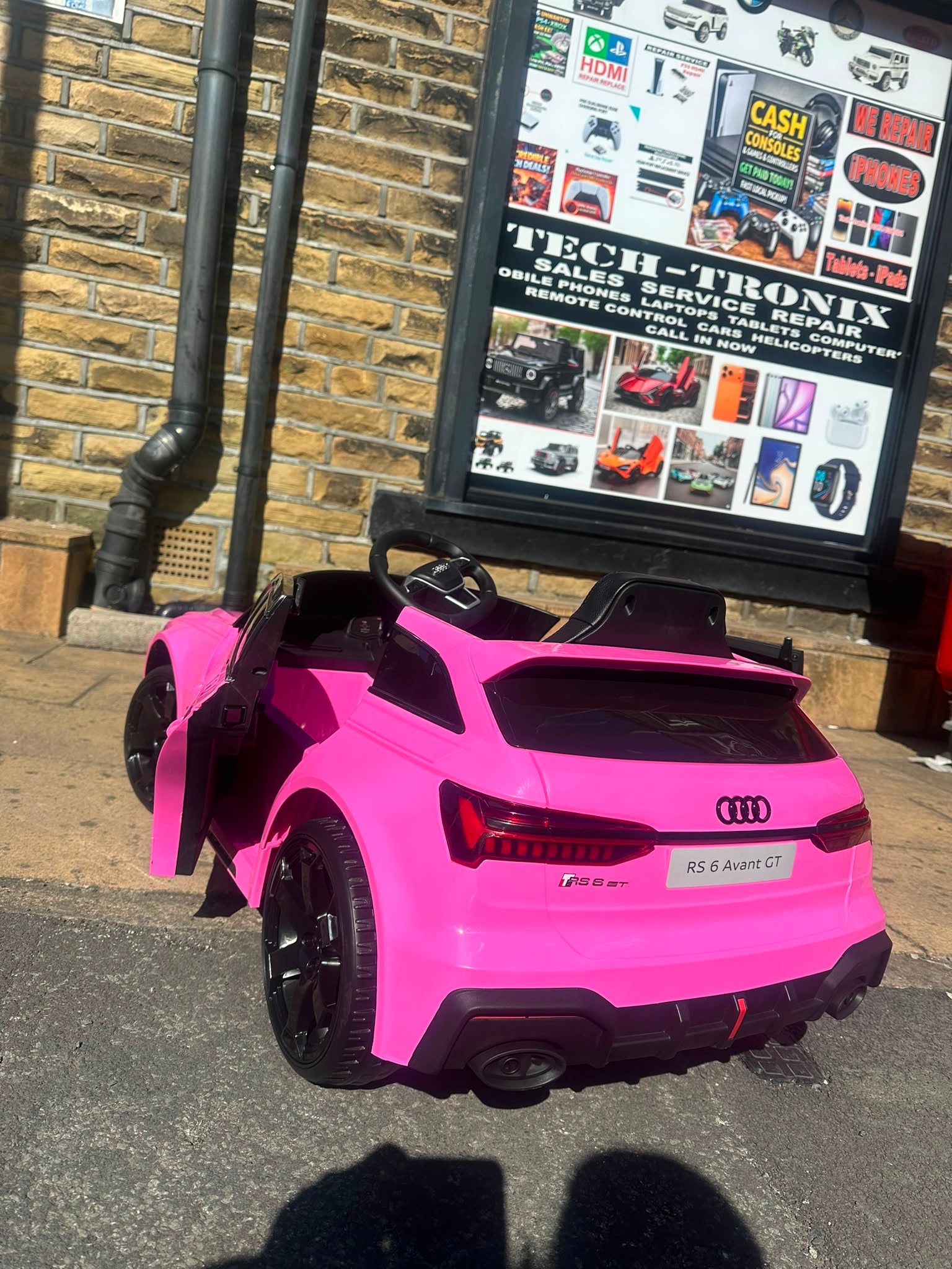 Licensed AUDI RS6 Avant GT Kids Ride on Car With Remote 12V-7AH & 4 x Motors - Whie, Black, Grey, Pink