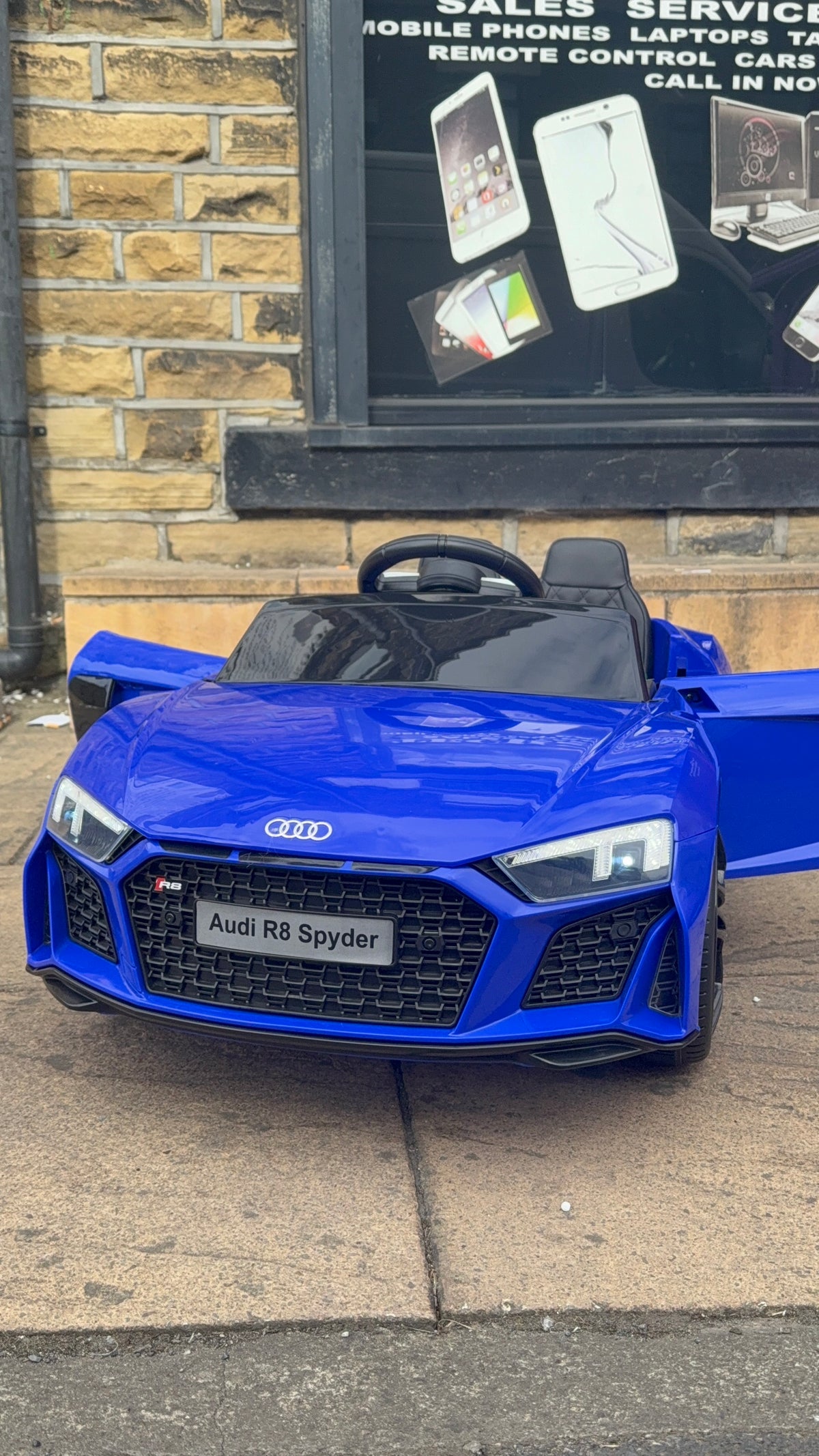 KIDS CHILDRENS ELECTRIC RIDE ON CAR 12V AUDI R8 PARENTAL REMOTE MP4