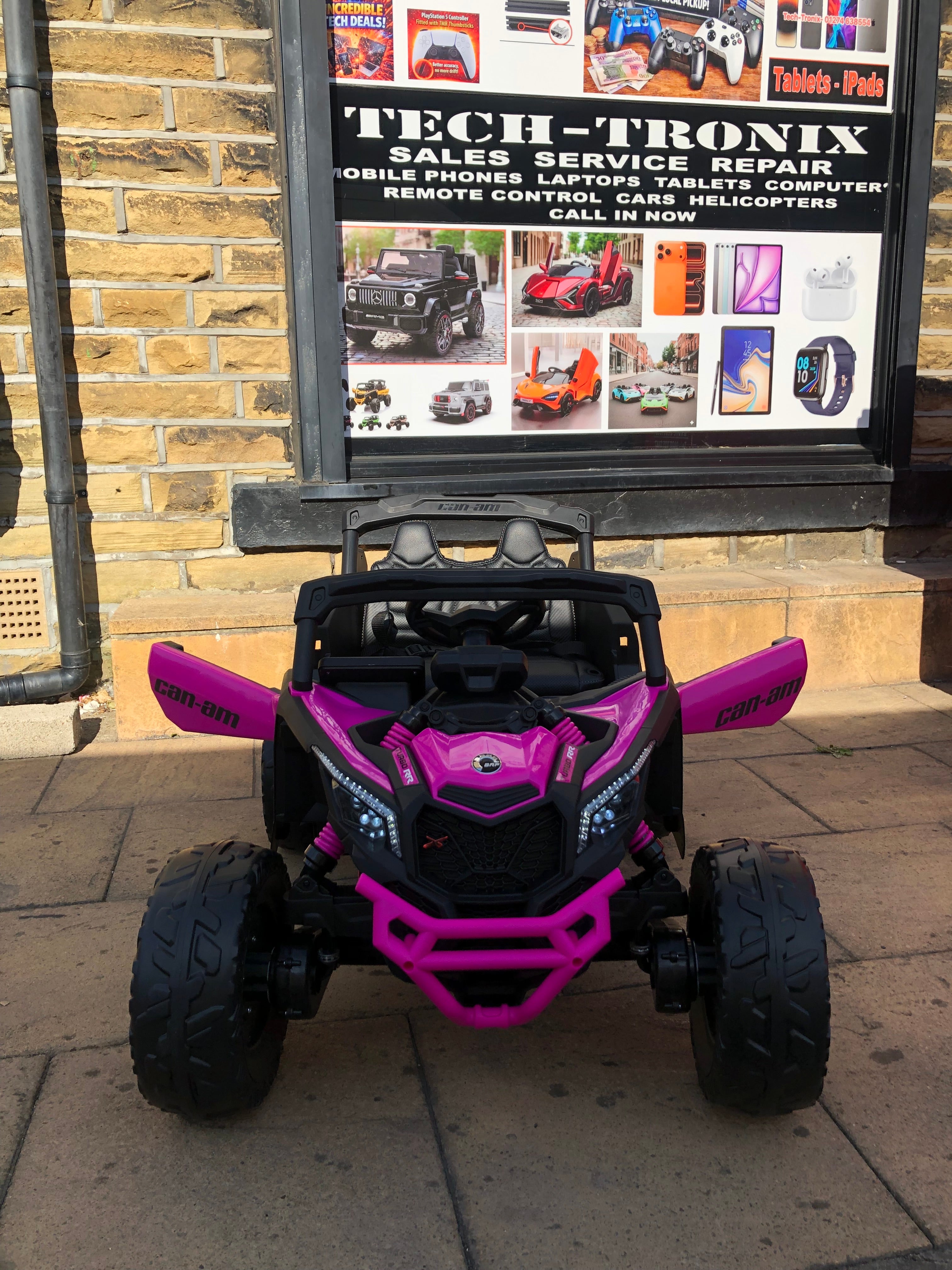 Licensed Can-Am Maverick 24v Kids Electric Ride on UTV Buggy