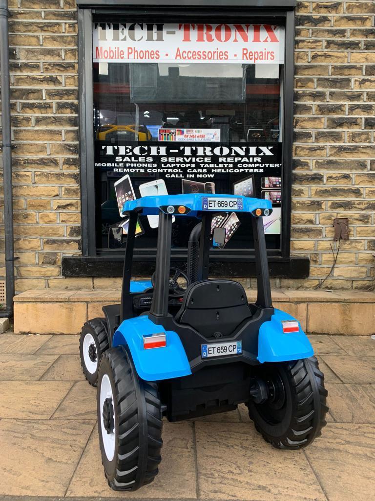 In Stock Collection Only Ring 01274 638554 New Holland Kids Tractor T7 Electric Ride On – Blue – OFFICIAL LICENSED 12v & 24v Available