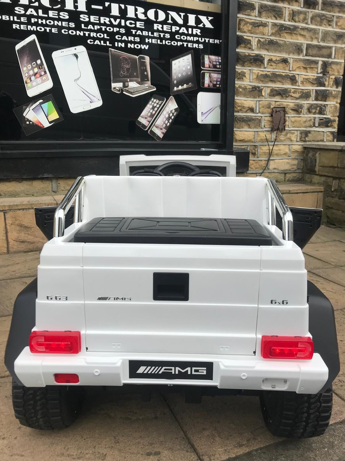 Mercedes G63 6X6 AMG Adult Edition White Also Remote & Self Drive