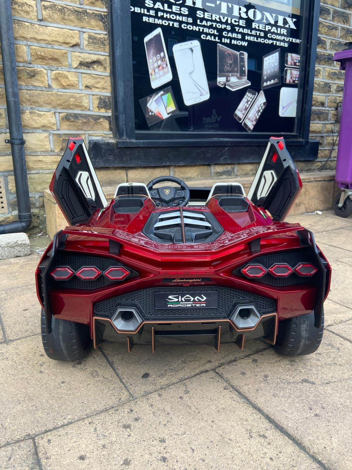 Lamborghini Sian,2 x Leather Seats - 24v - Drift Model- EVA Rubber Tyres - Parental Remote Control Sytem,