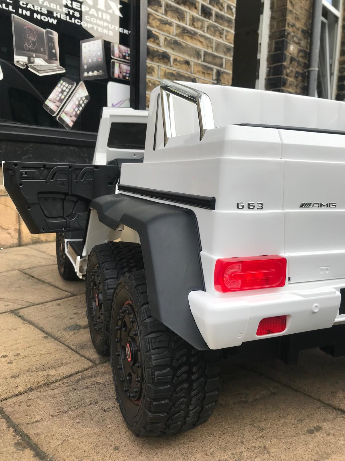Mercedes G63 6X6 AMG Adult Edition White Also Remote & Self Drive