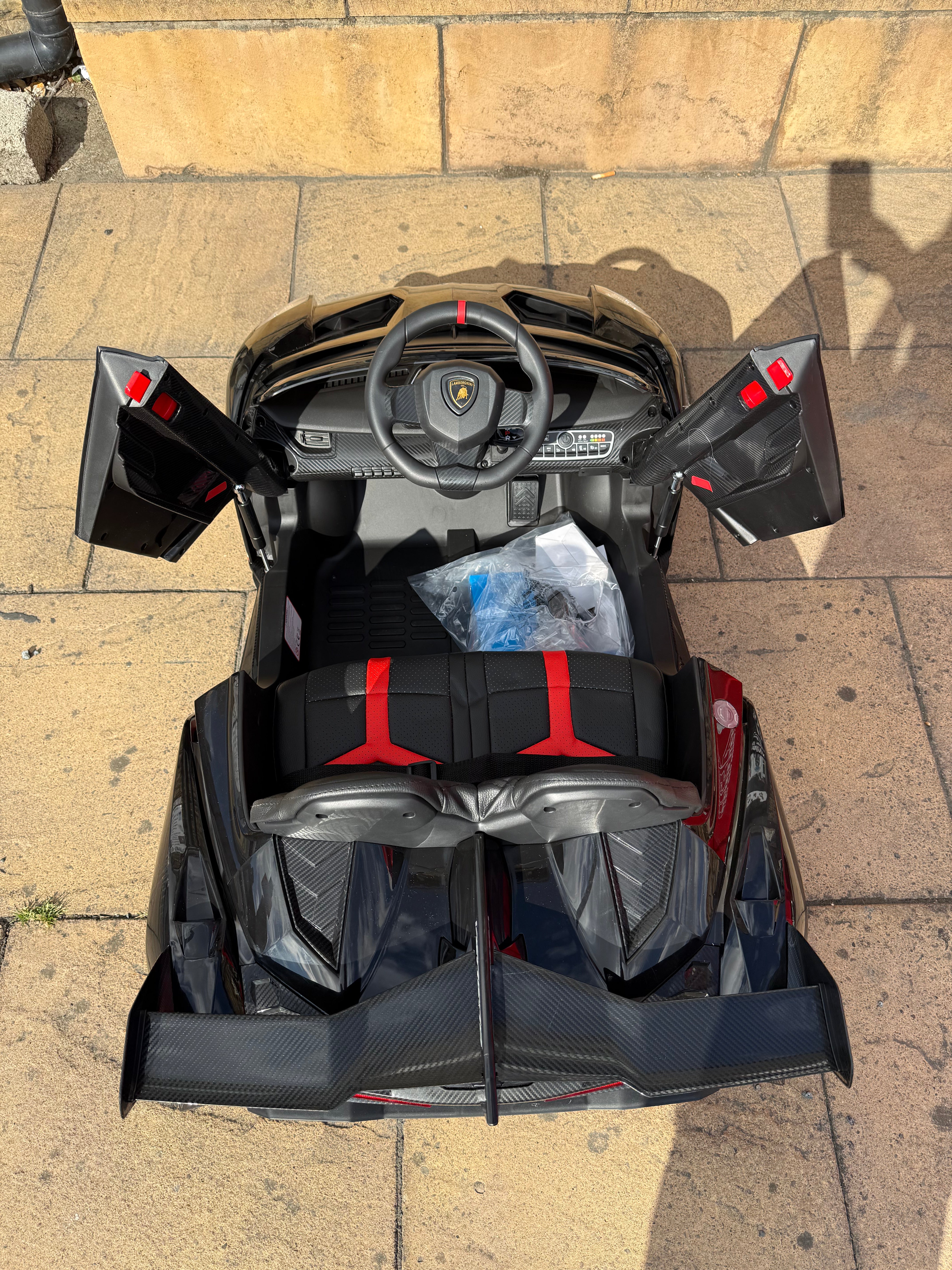 Kids Lamborghini Veneno 12v Ride on Electric Car with Remote, Leather Seats & Rubber Tyres